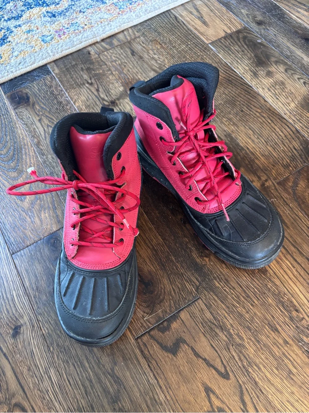 Nike youth Woodside Boots